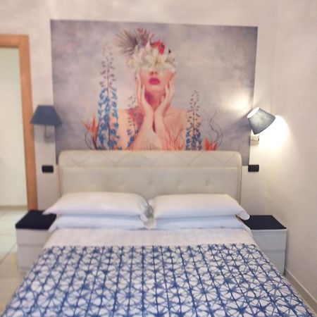 Beb Pantarei Bed & Breakfast Naples Exterior photo